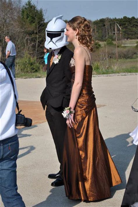 funny prom pictures poses